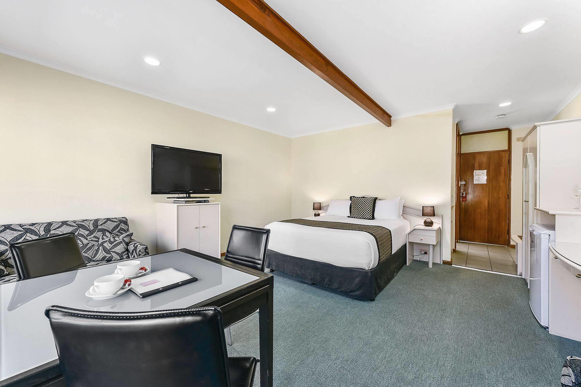 William Macintosh Motor Lodge Наракорт Екстериор снимка